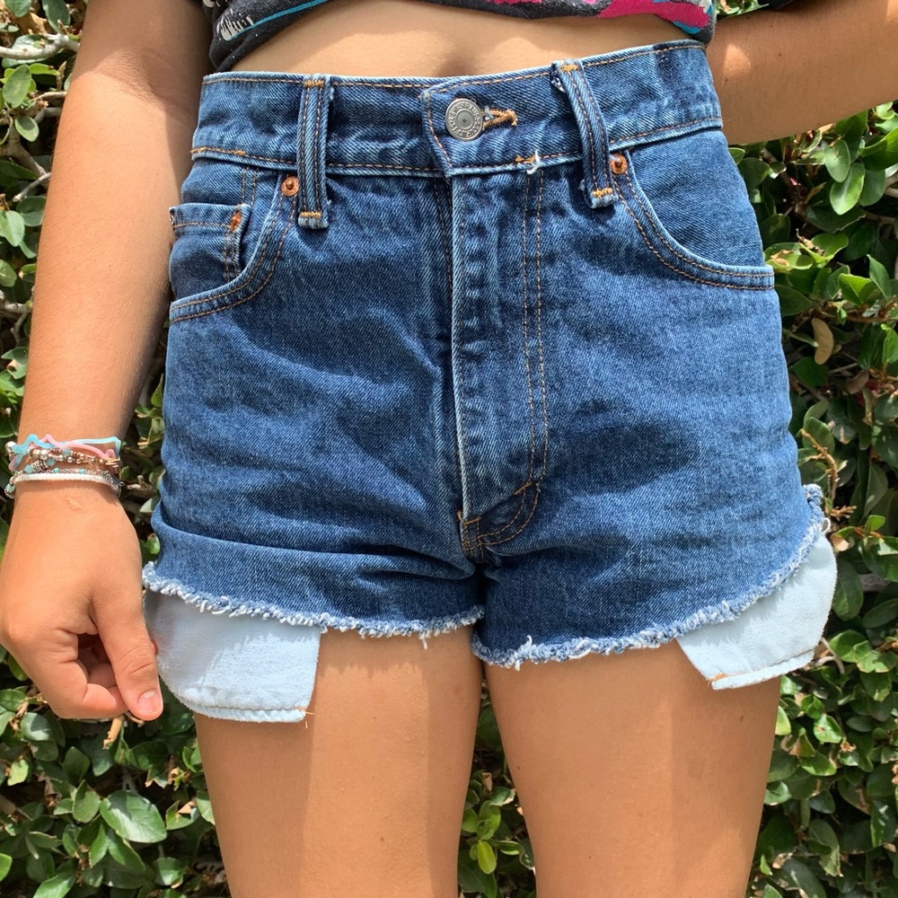 Levi’s blue jeans shorts